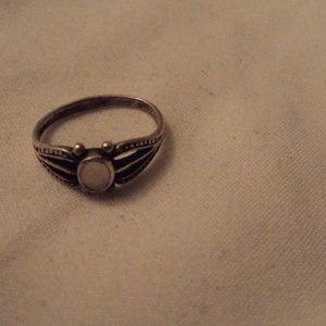 Baby kids' silver mother of pearl ring 1.02 grams